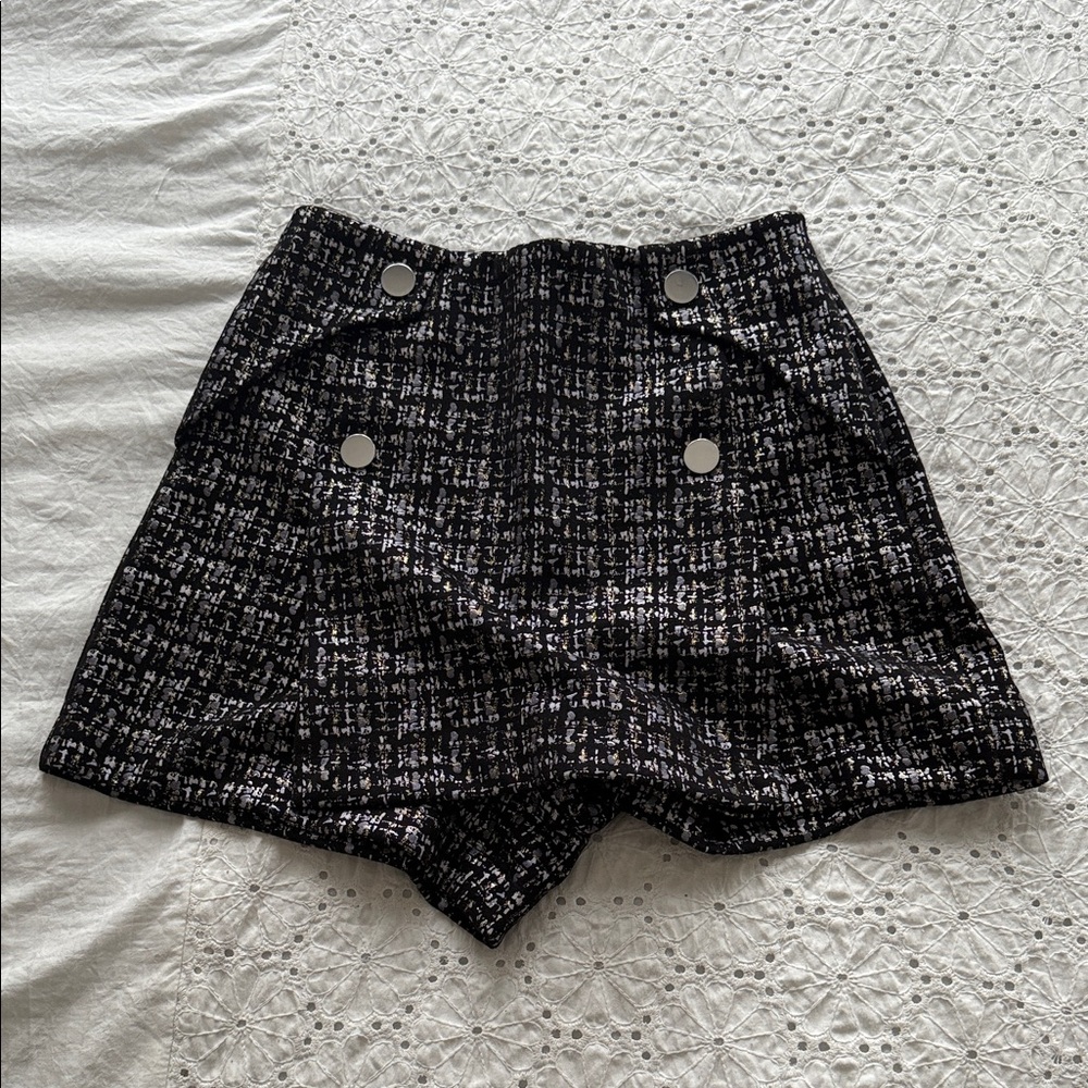 Zara Women's Black and White and Silver Shorts